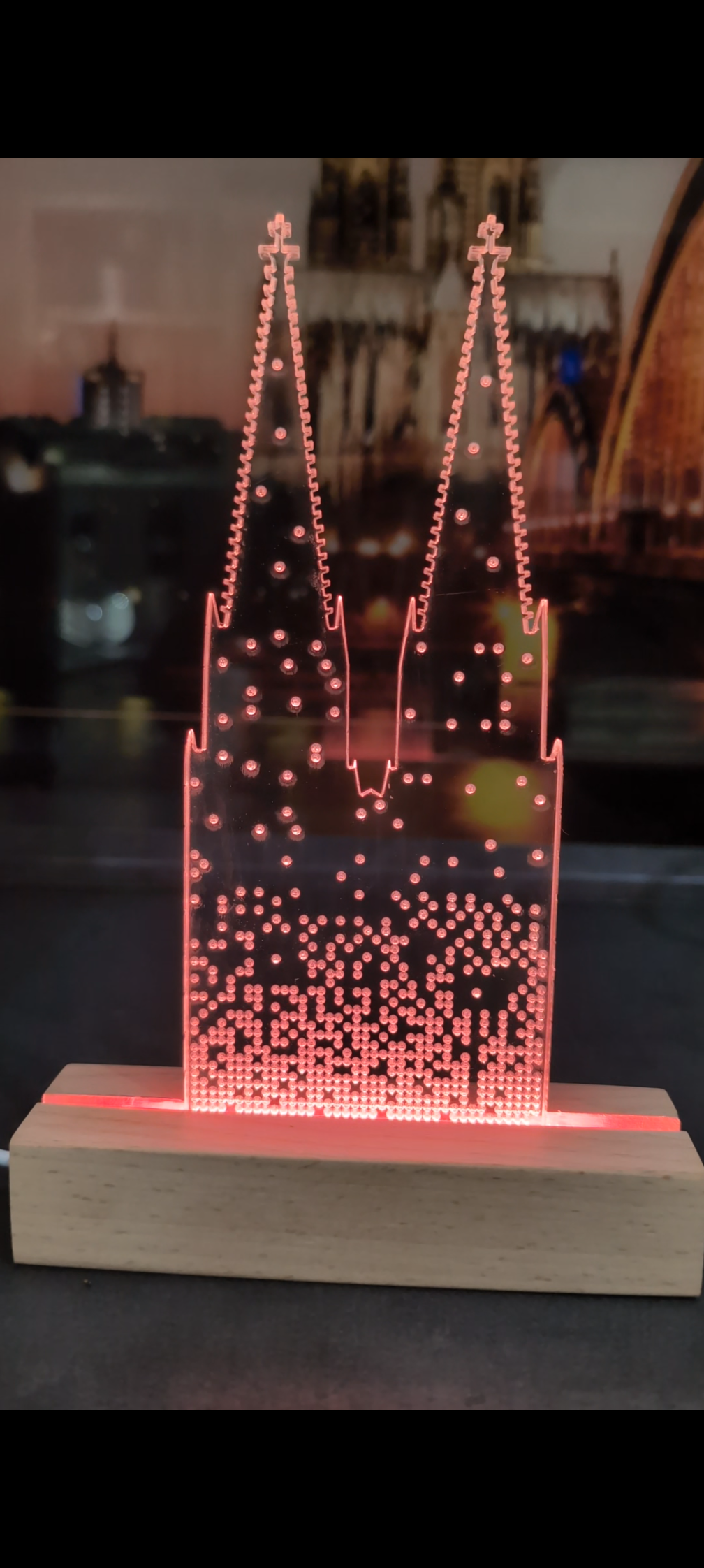 KölscheDomLeech Model "Punkte"